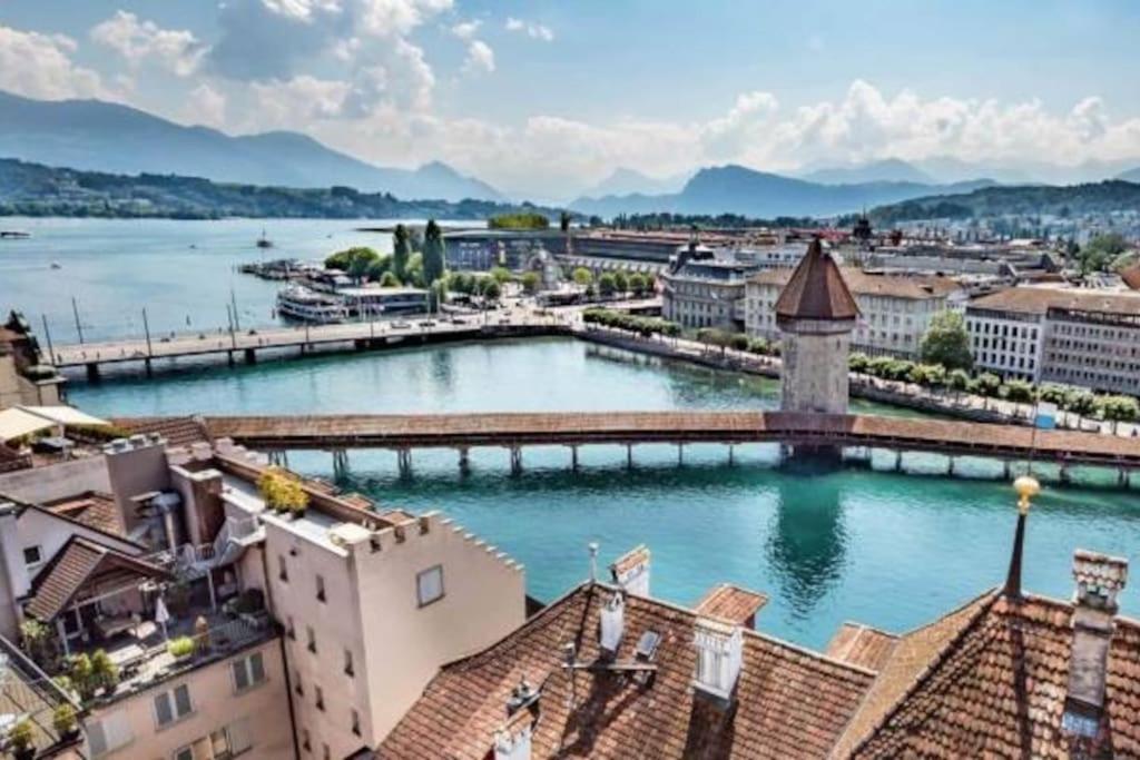 Romantisches In Der Yellow * Lucerne
